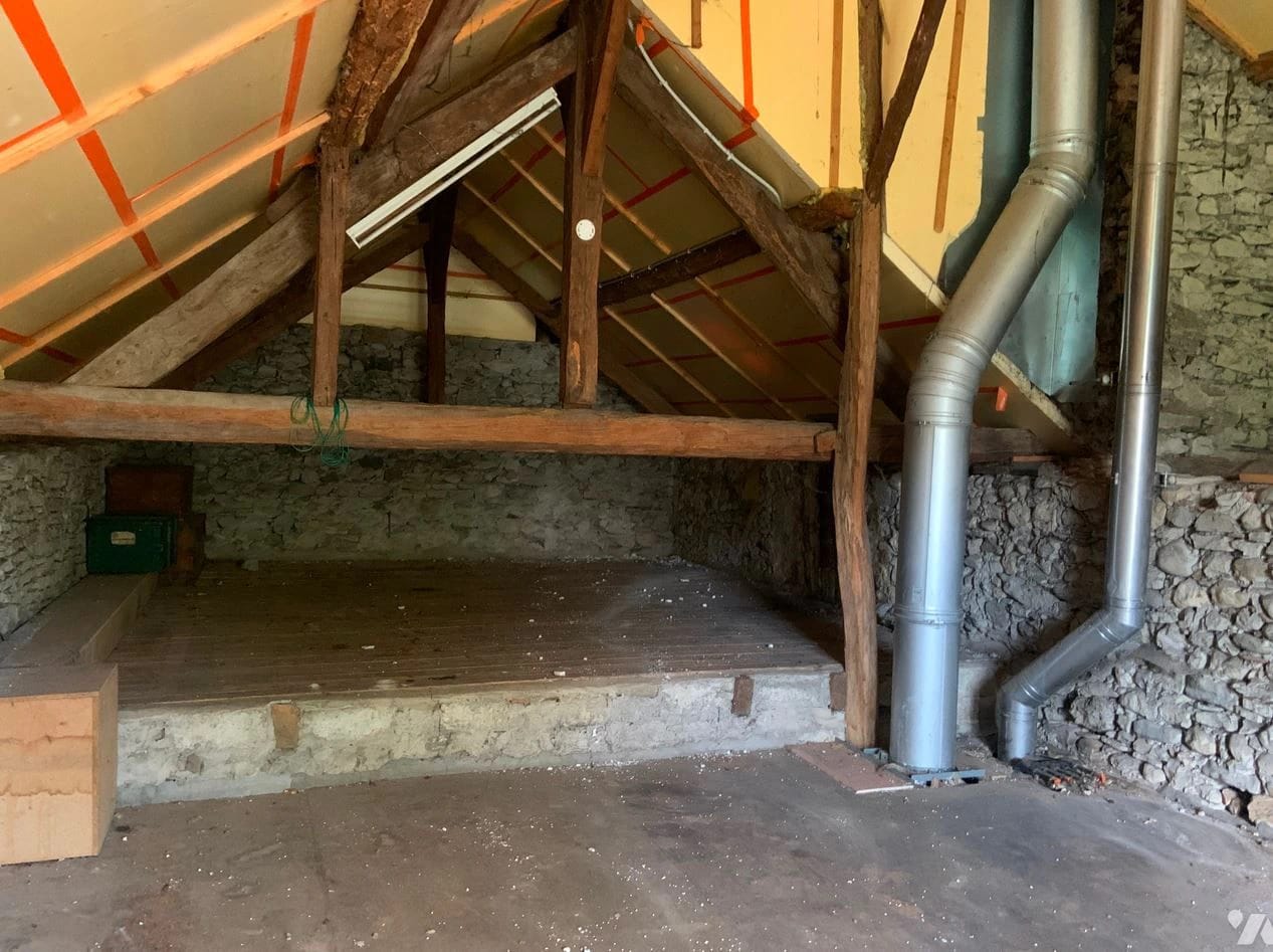 Une maison T4 de 180 m² à Sallenôves, Sallenôves · 180.00 m² à Sallenôves — photo 1