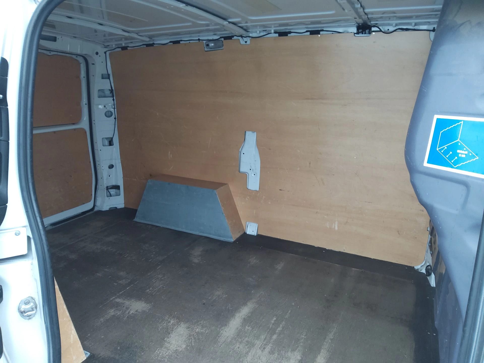 VITO 111 CDI LONG, MERCEDES · 2015 · 333601 km · Essence à Bassens — photo 1
