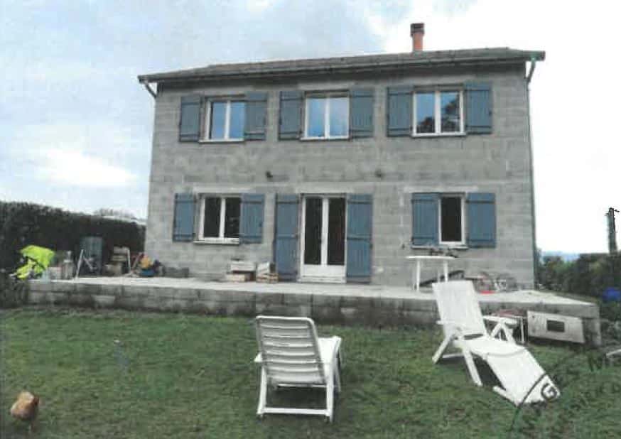 Maison d'habitation et terrain attenant de 130m² à LE BOUCHAGE (38) à Le Bouchage
