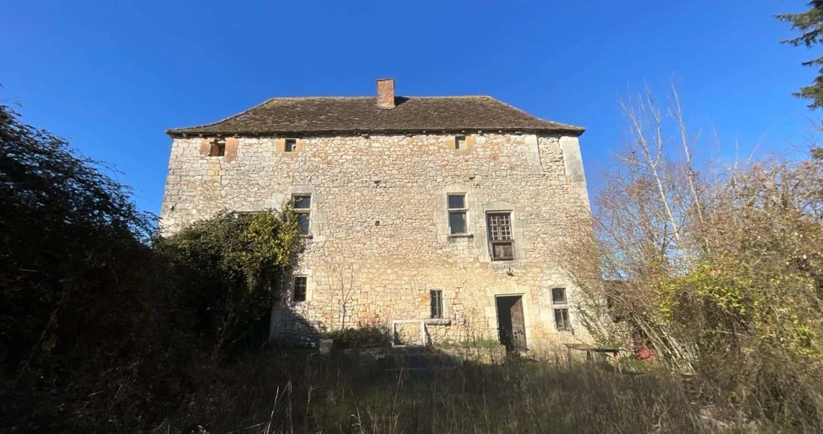 Une maison de 135,60 m² située Le Bourg Nord à Lavalade